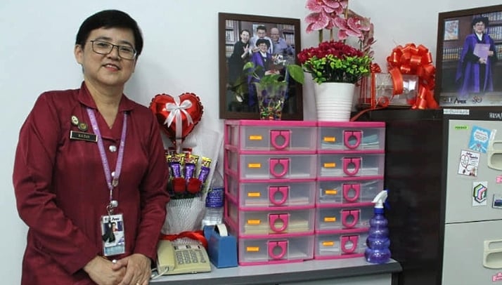 Tan Beng Geok works as the matron at Universiti Sains Malaysia Hospital. SIN CHEW DAILY Tan Beng Geok works as the matron at Universiti Sains Malaysia Hospital. SIN CHEW DAILY