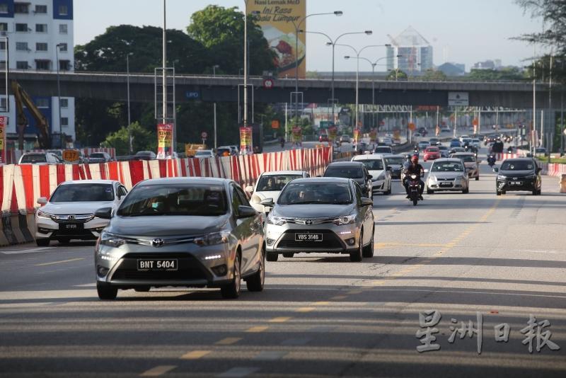 《2040年吉隆坡结构蓝图草案》重提入城费，计划在市中心低碳区的繁忙路段落实，以减少塞车问题。（档案照）

