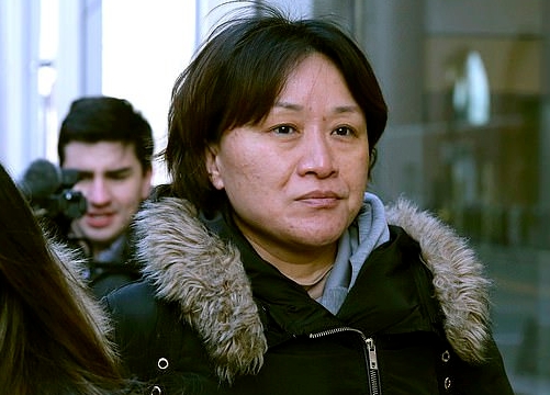 今年2月，隋晓宁在认罪后离开波士顿的美国联邦法庭。