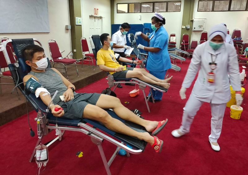 慧音社在行管令期间举办捐血活动的情况。（照片取自慧音社脸书）