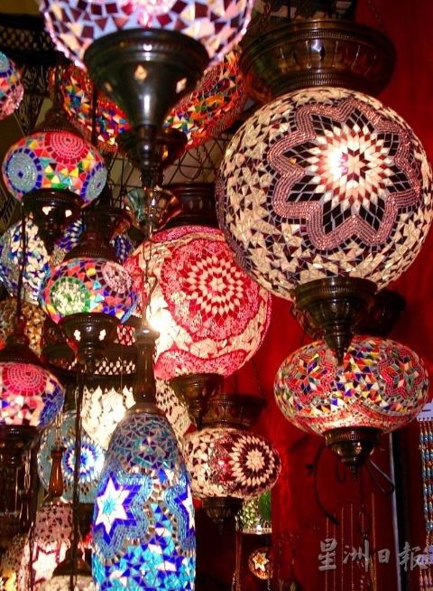 土耳其灯饰，每一盏皆是光彩夺目的艺术品。