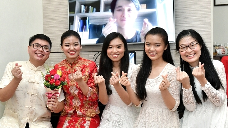 Five young people have planned the virtual wedding via Zoom. SIN CHEW DAILY