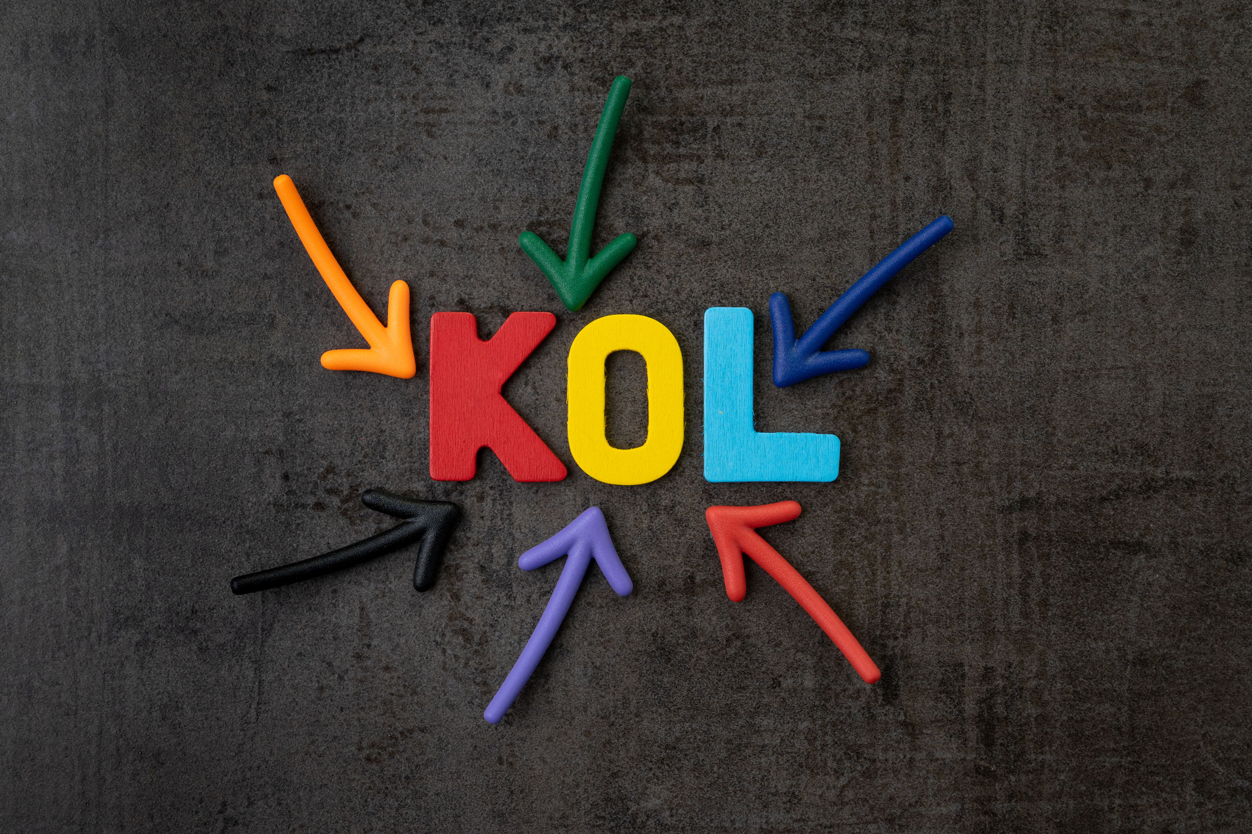 KOL对消费者的影响力不容忽视，在社交隔离之下反而成了有效的行销利器。/版权图