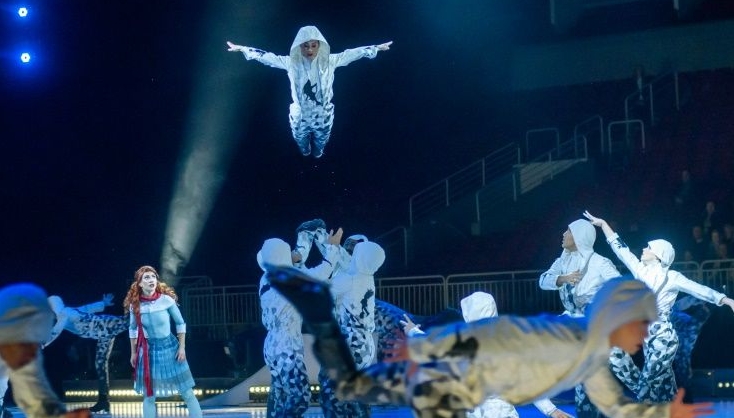 Canada's Cirque du Soleil has to cancel 44 productions worldwide and lay off 4,679 acrobats and technicians. AFP