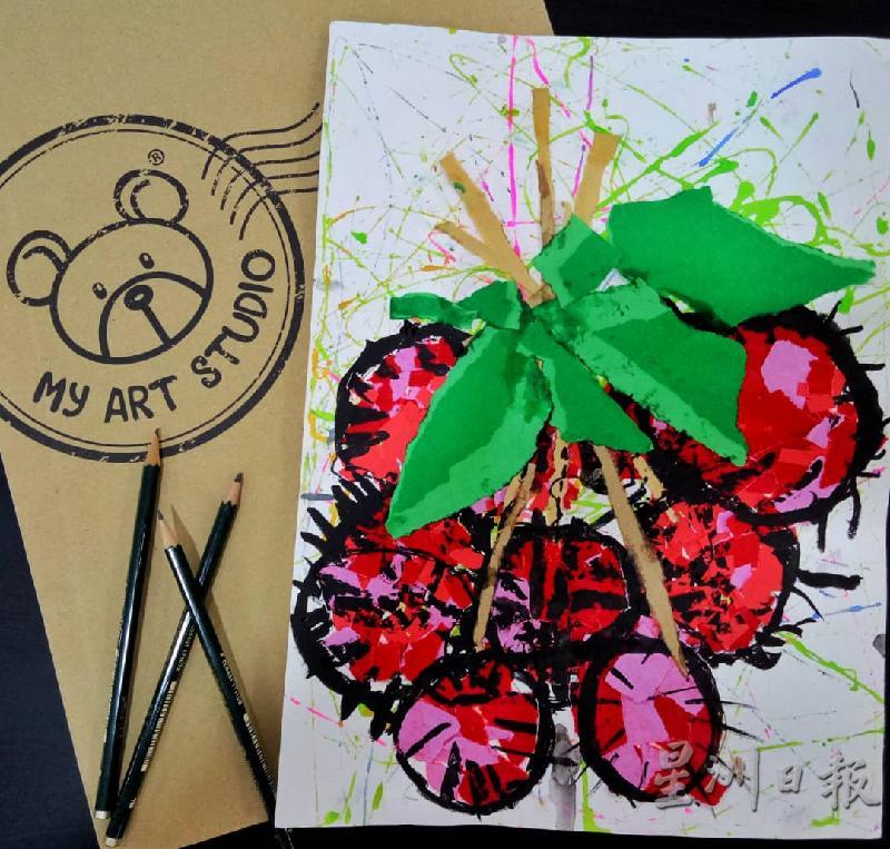 4岁的小朋友Mahya透過畫作繪畫出她最喜欢的水果模樣。