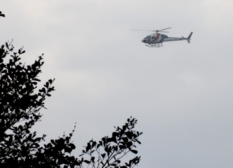 当局也出动直升机，从高空巡视，确保提名现场的安全。（图：星洲日报）