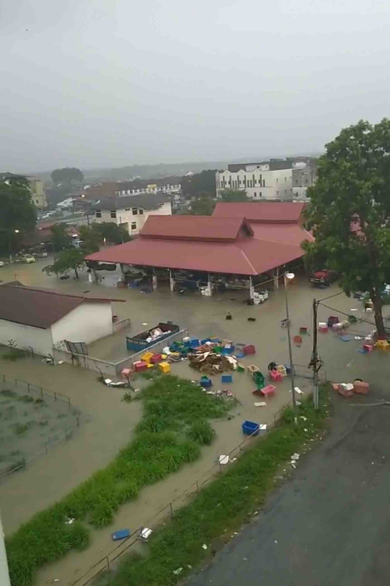 超高的降雨量，是造成上兩星期實兆遠發生嚴重水災的主因。