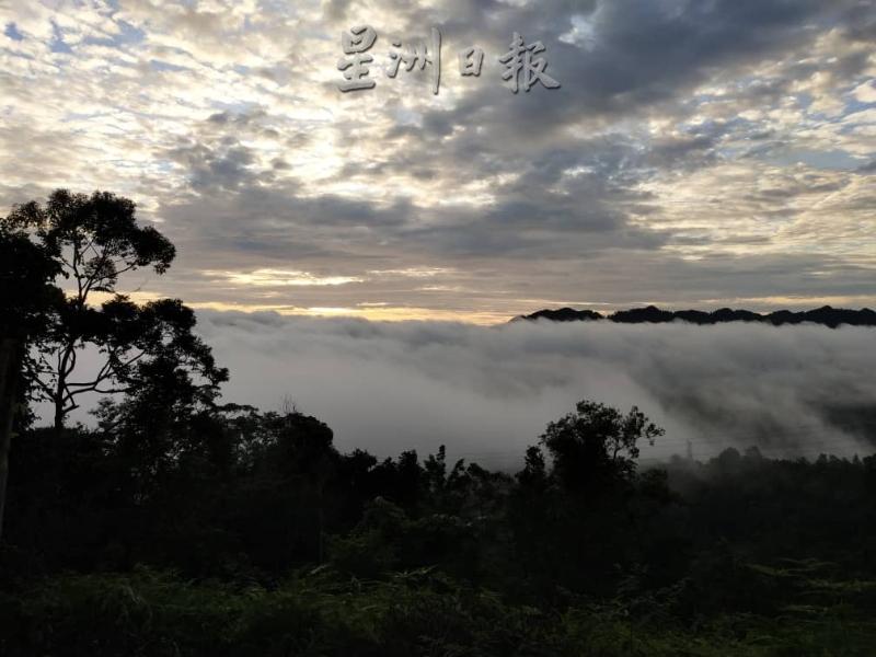 飘动的云海浪，让人有如置身在梦幻仙境。