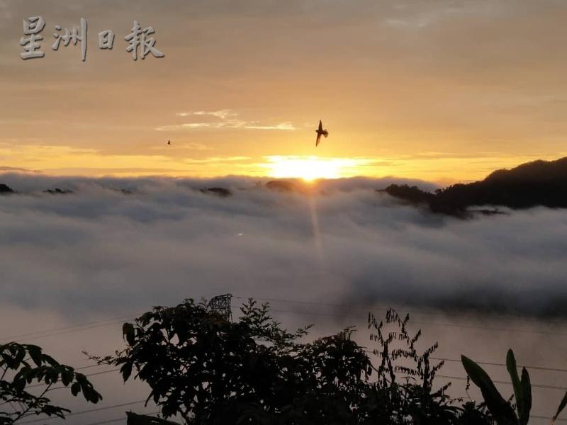 美丽的日出，让人感受到大自然的奇妙。