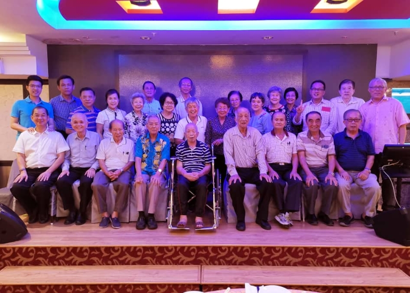 2019年7月28日，陆庭谕的一群华教界老友跟他欢聚，这是陆老最后一次公开露面。