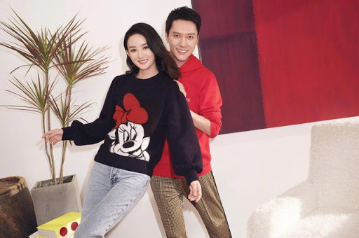 出身农村的赵丽颖常被取笑很土，即使与冯绍峰婚后同框拍时尚品牌广告，也遭网民群嘲。