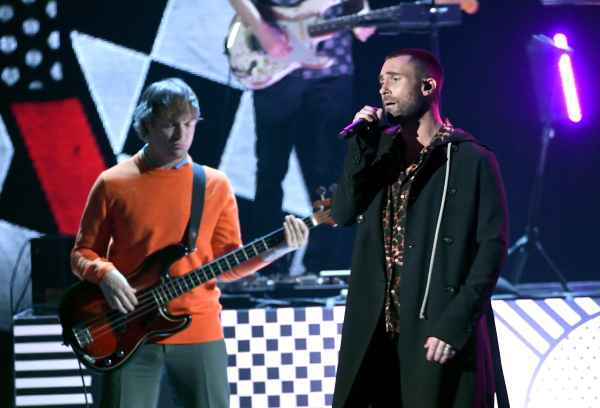 米奇麦登（左）和主唱阿当利文是成军26年的Maroon 5唯二创始成员，每次乐团开演唱会，都可见到两人的身影。