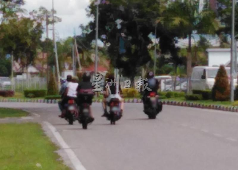 如今大白天也有一些青年骑摩托经过阿旺兰利阿密路就大胆飙车。