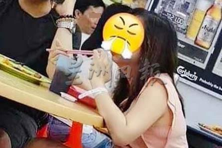 咖啡店顾客拍下戴有手环的女子照片，并谣传女子光顾威南的咖啡店。
