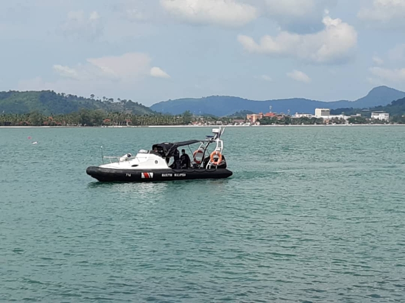 吉玻海事执法机构派员在浮罗交怡西部海域方圆109海里范围，展开搜救行动。