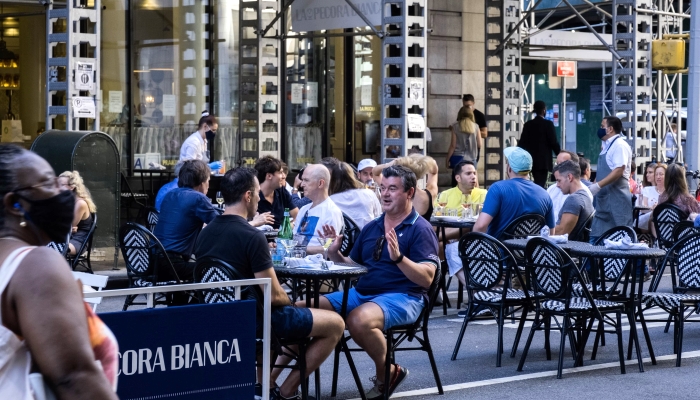 People dining al fresco in NoMad in New York City. AFP