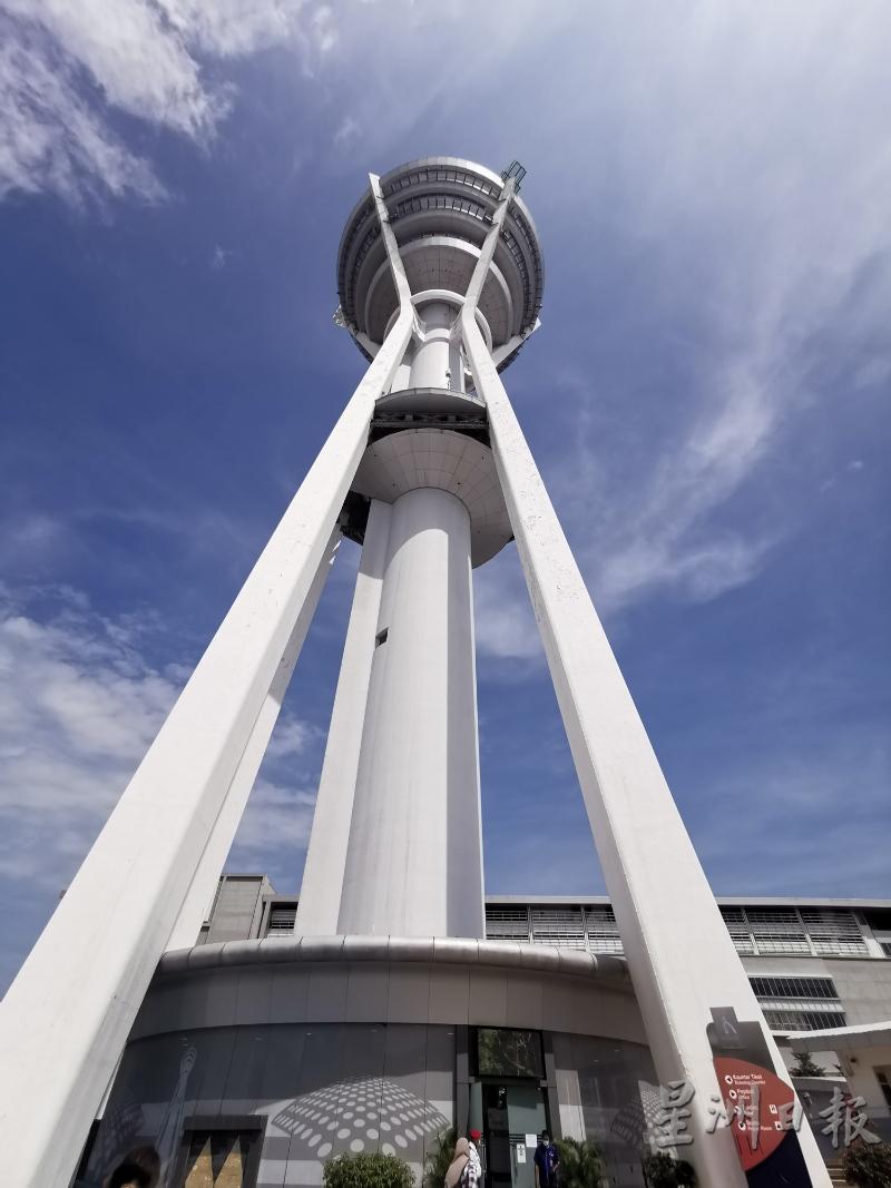 亚罗士打电讯塔高165.5公尺，目前是世界排名第22的高塔。