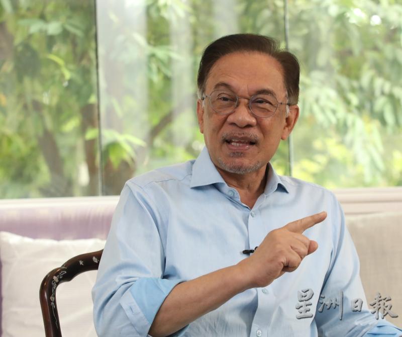 安华：马哈迪辞去首相职，是导致希盟执政22个月后倒台的唯一原因。