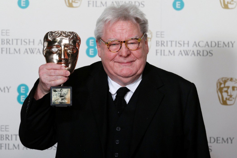 英国金奖导演阿伦柏加31日辞世，享寿76岁。