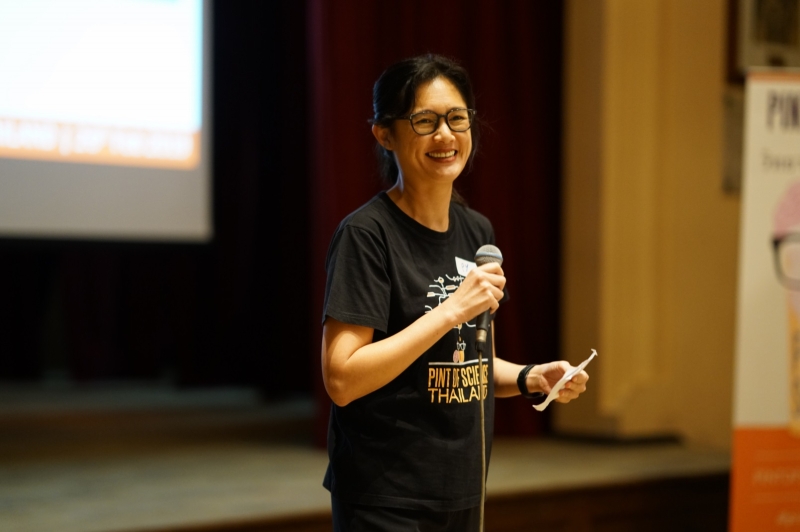 谢碧容也曾参与曼谷一项国际科学活动，并获邀成为主讲人之一。