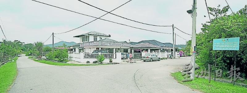 合作社重组村目前只有民宅,基本设施还未建起来。