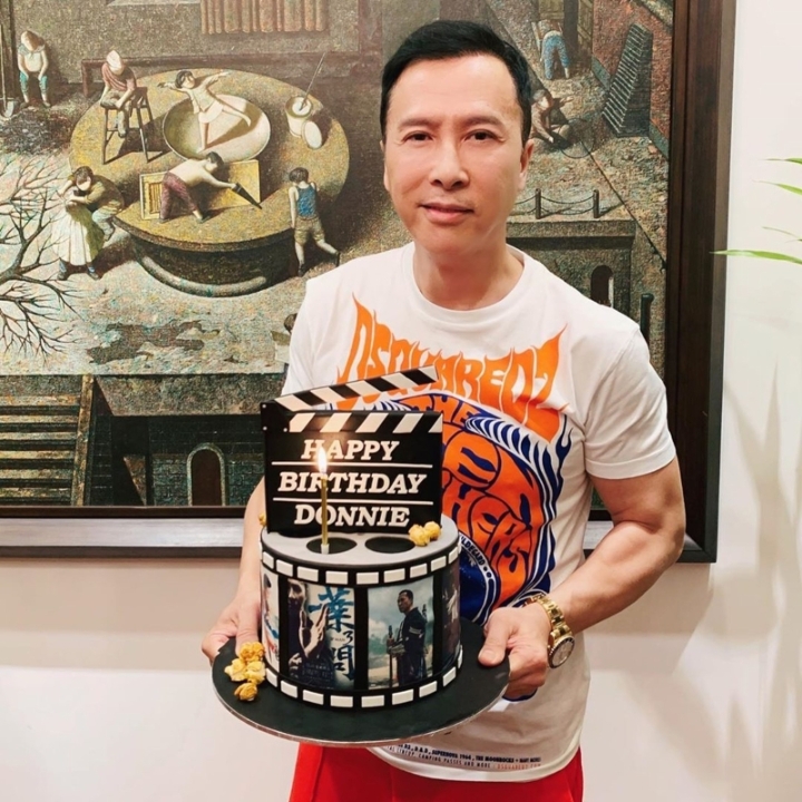 甄子丹刚庆祝57岁生日。