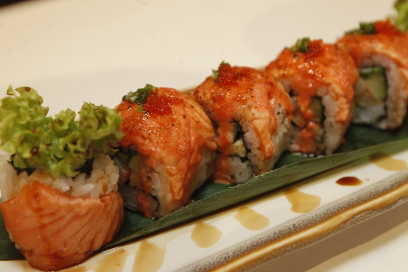 鲑鱼明太子花式卷寿司（RM18.80）鲜美的鲑鱼寿司格外可口，味道好极了！
