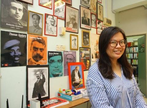 苏淑桦从小立志从事新闻工作，在大学时改变志向成为“行动者”，投入社会运动。