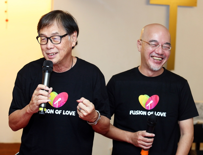 大费周张亦在记者会上呼吁民众捐款帮助慈善团体。图为周金亮（左）和张盛德。