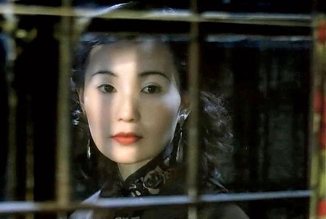 张曼玉1992年以《阮玲玉》赢得柏林影展最佳女主角，是影史上第1位华裔柏林影后。