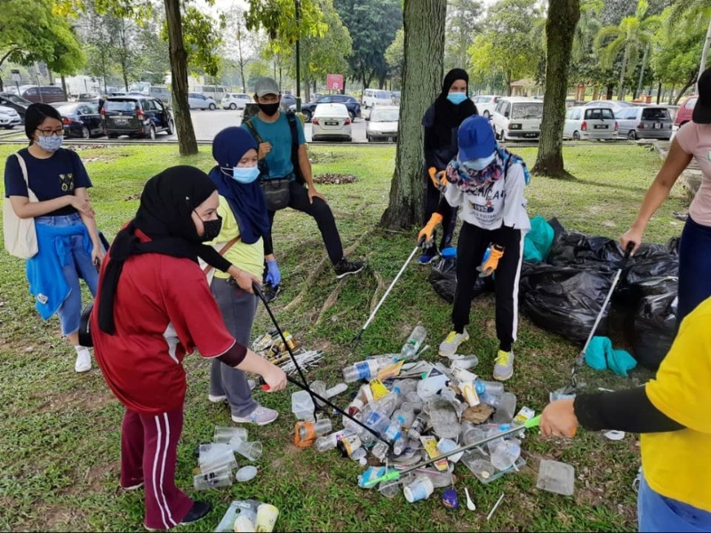 Trash Hero Putrajaya会定期举行净街活动，每次都“大丰收”，证明国内仍有许多人会随意乱丢垃圾。