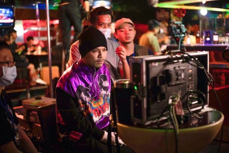  黄明志2019年在大马一口气完成《辣死你妈-续集》和《BABI》2部电影的拍摄。