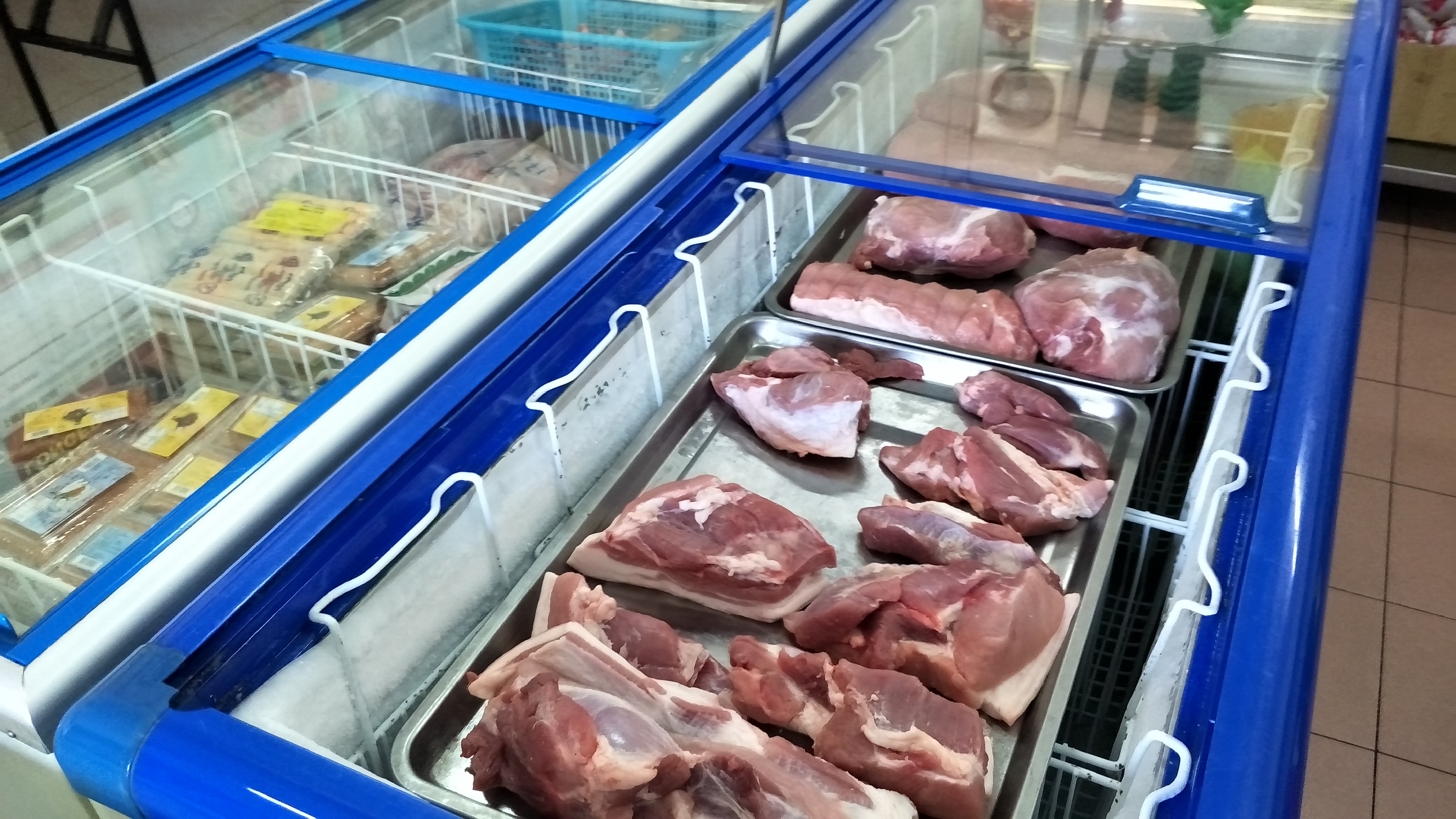 市场消费能力萎缩，猪肉销量也遭到冲击。