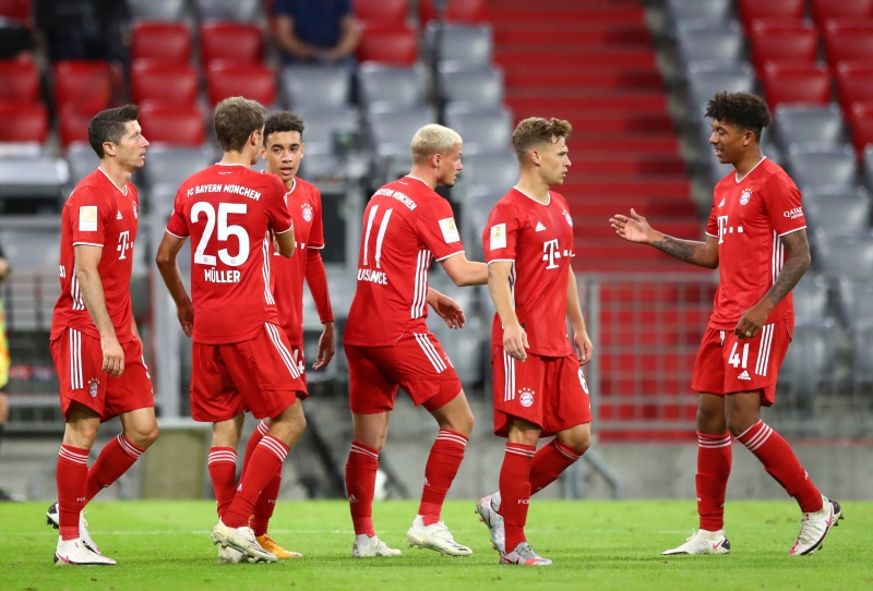 卫冕冠军拜仁慕尼黑在德甲揭幕战于主场以8比0横扫锡尔克，创造了德甲揭幕战的最大比分胜利纪录，且还收获各项赛事22连胜，强势打响首炮。（美联社照片）