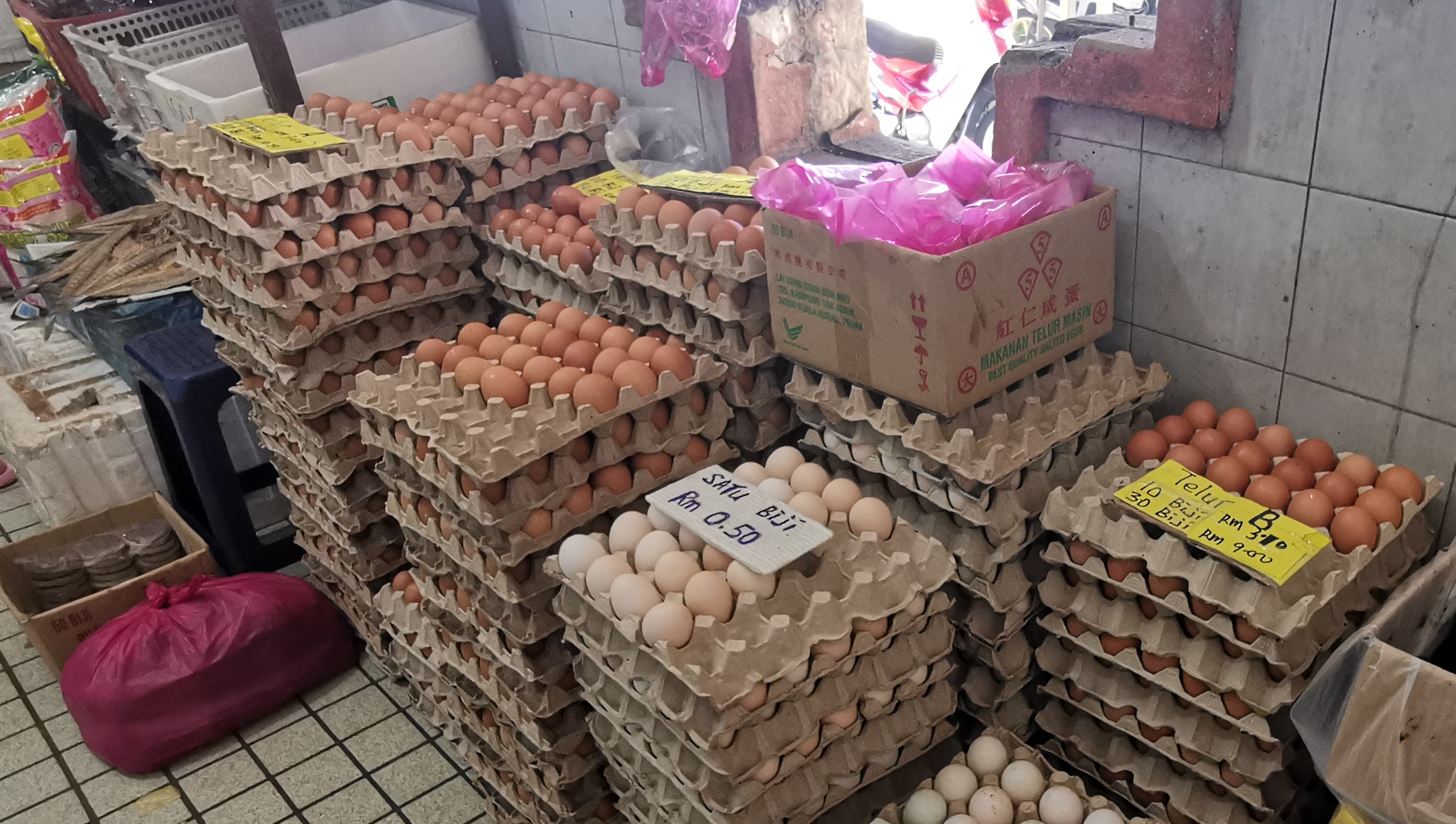 不同级别的鸡蛋，平均每个涨价3仙。
