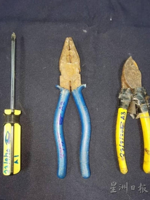 警方在嫌犯身上搜获的工具。