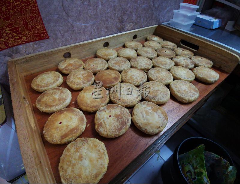 嘉宏品牌的潮式传统月饼。