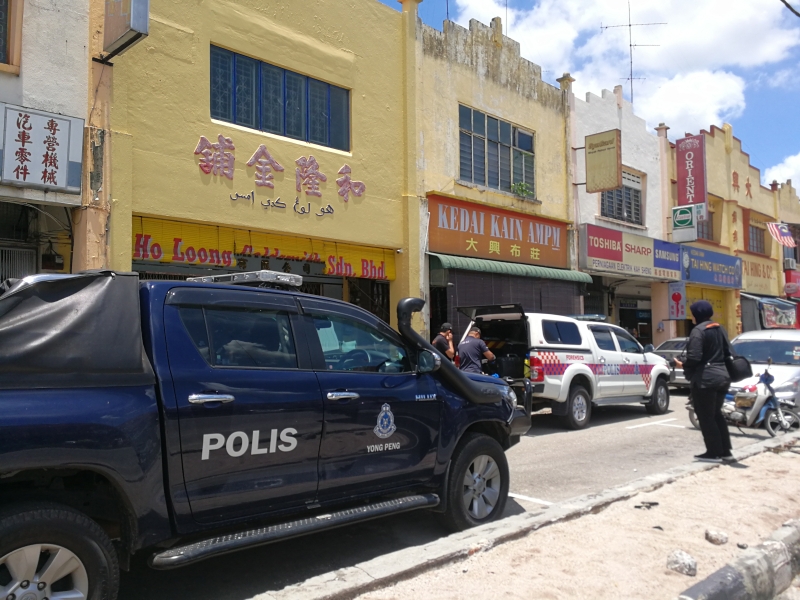 大批警员到永平大街查案,引起民众关注议论。