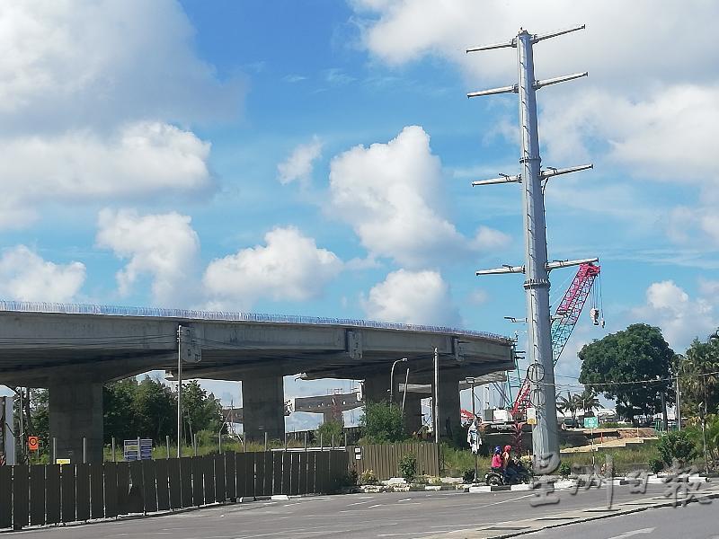 美里机场路与美里捷道的泛婆大道工程将进行安装桥身工作，相关路段从明日起将分阶段封路。