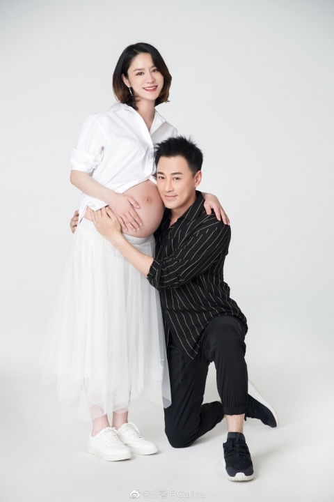 林峰与太太张馨月上月底宣布升格做父母。