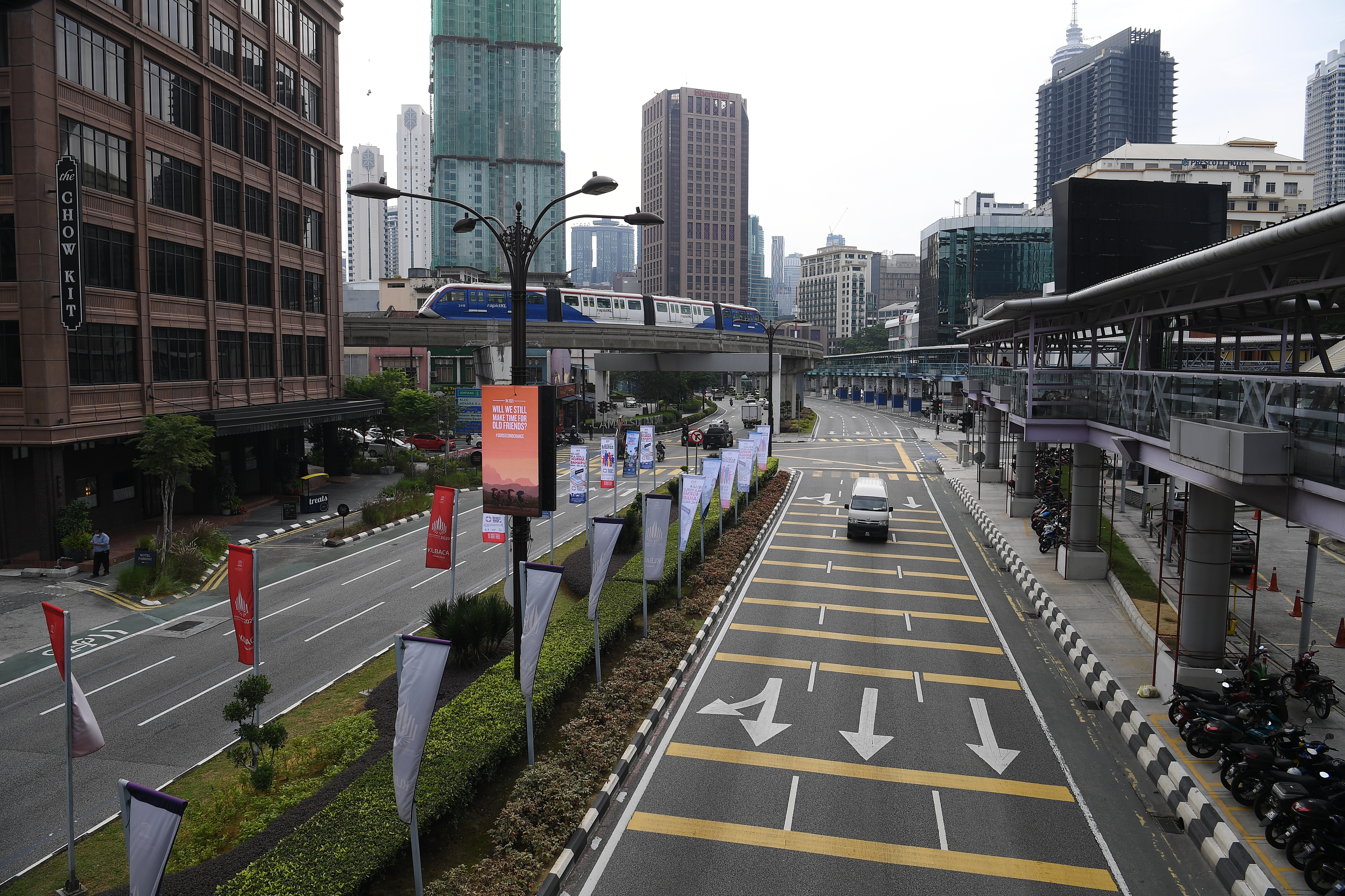 平日车水马龙和热闹的吉隆坡市区，如今宛如空城。