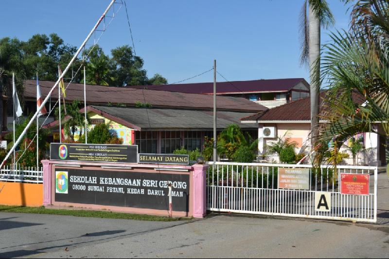 斯里哥东国小（Sekolah Kebangsaan Sri Gedong）证实1名学生确诊冠病，已被教育部勒令关闭7天以进行消毒。