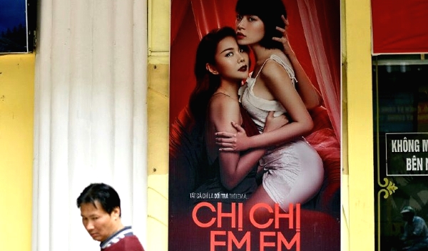 "Chi Chi Em Em" -- or "Sister Sister" -- is the latest Vietnamese movie to test the waters of the communist nation's film censorship. AFP