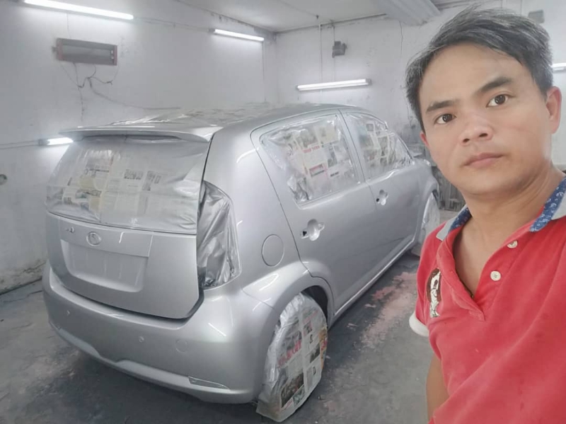 陈宝源是一名汽车喷漆业者。