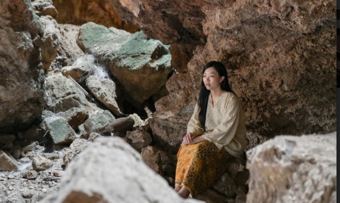 张吉安为了编写《南巫》剧本回到家乡吉打汲取灵感，不但每天早上都到象屿山去看景和写剧本，山洞也成了电影其中一个拍摄场景。