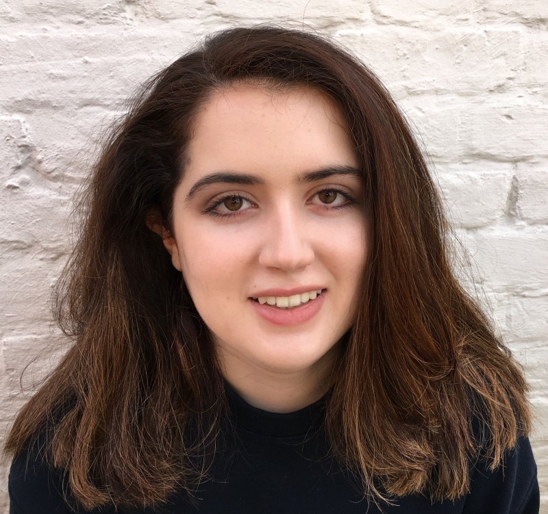 18岁爱尔兰少女西恩纳·卡斯特伦创立网站，协助患有自闭症及面对学习障碍的学生。（图：法新社）