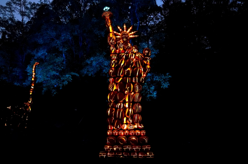 南灯展当然少不了纽约的标志──自由女神像。