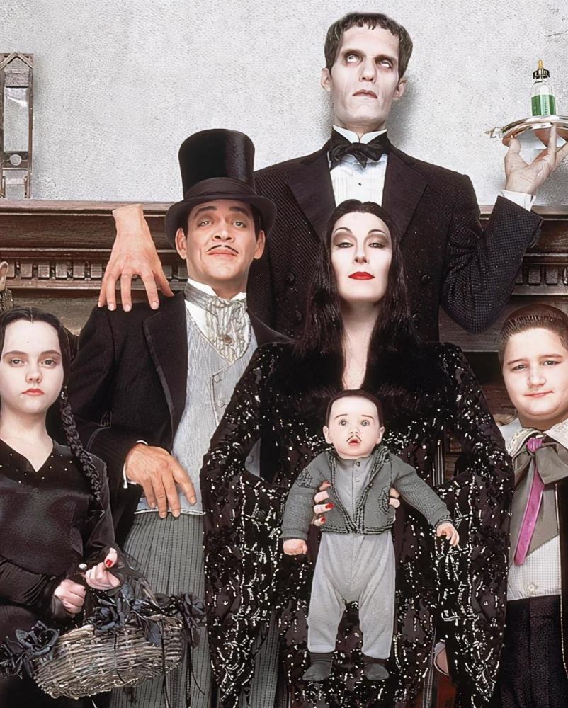 《The Addams Family》海报。