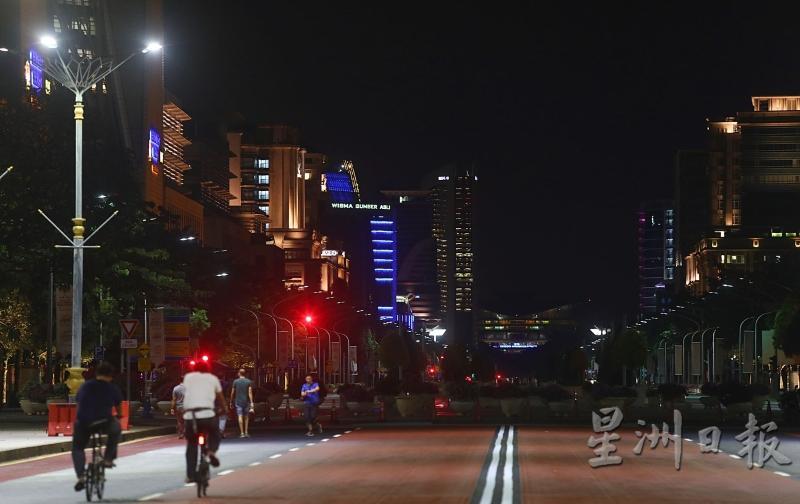基于布城有部分土地用途被规划为绿肺，所以许多民众喜欢到该区跑步、骑脚车或进行其他休闲活动。