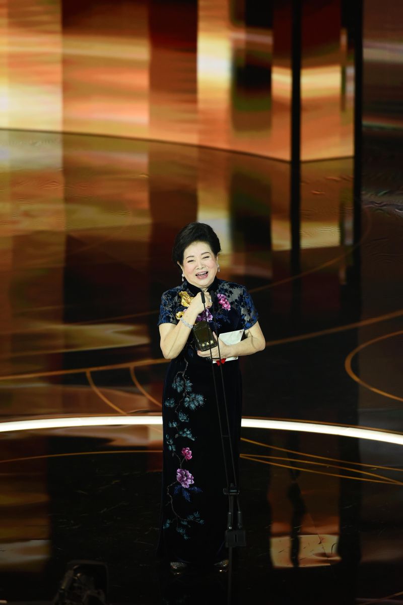 收视第3名为双料赢家陈淑芳夺影后发表感言的一幕。